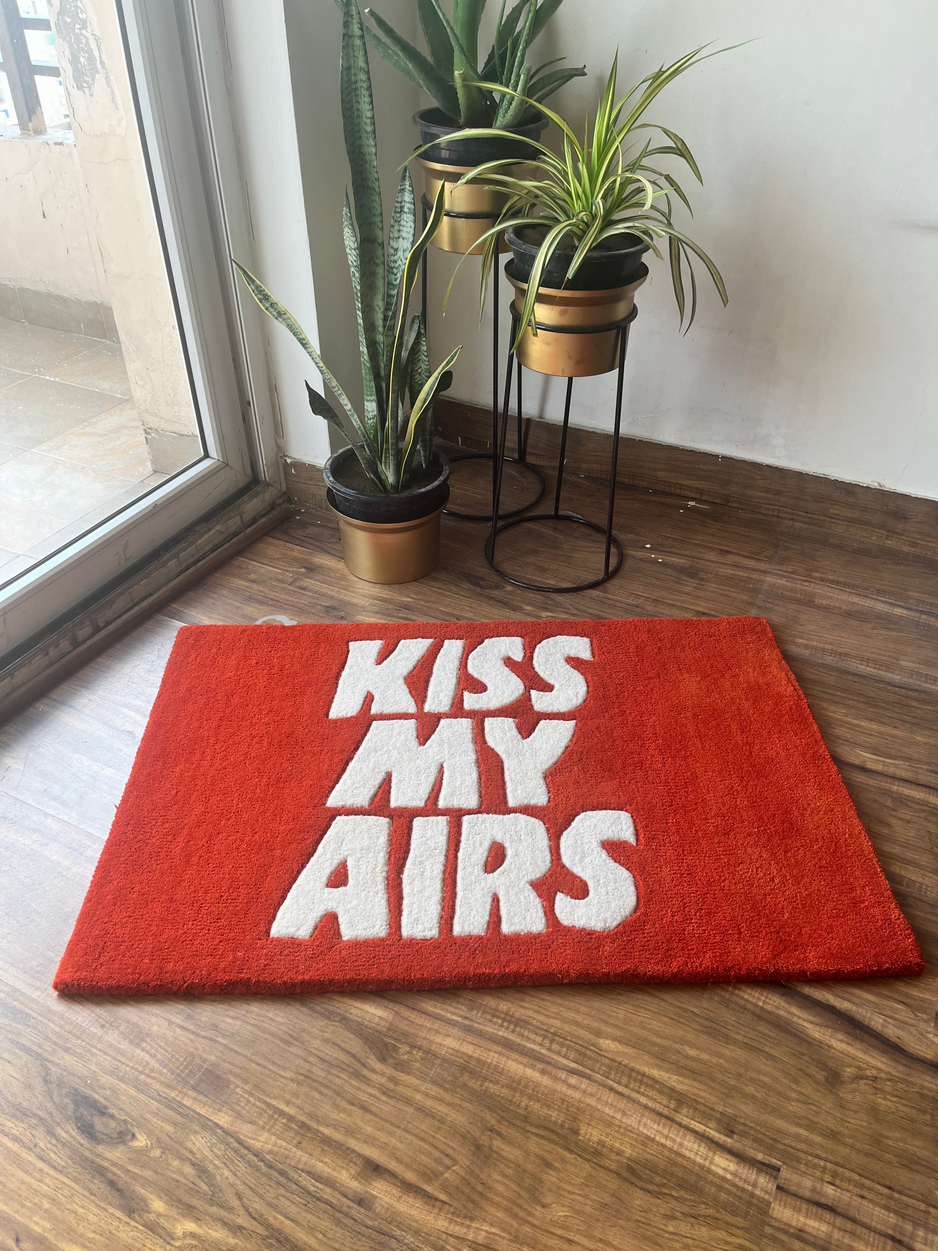 Kiss My Airs Rug